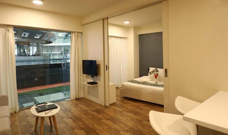 Honest Homes At Rajhans Belliza, Appartment Units Surat Esterno foto