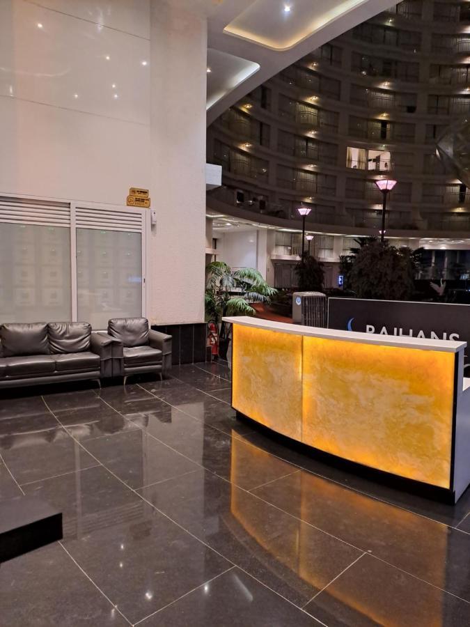 Honest Homes At Rajhans Belliza, Appartment Units Surat Esterno foto