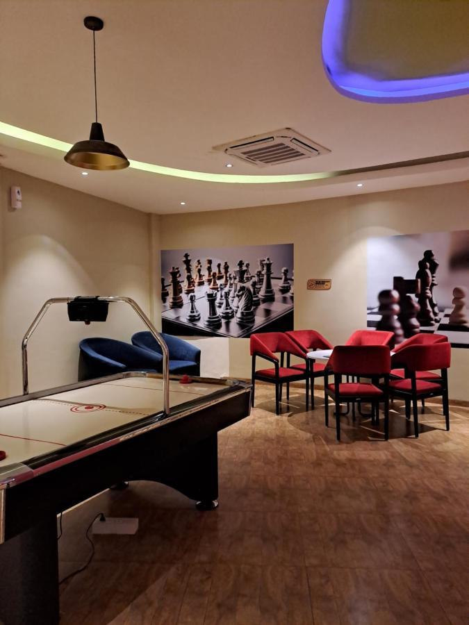 Honest Homes At Rajhans Belliza, Appartment Units Surat Esterno foto